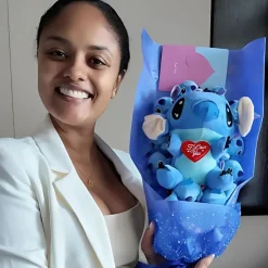 Bouquet de peluches Stitch avec motif I love you