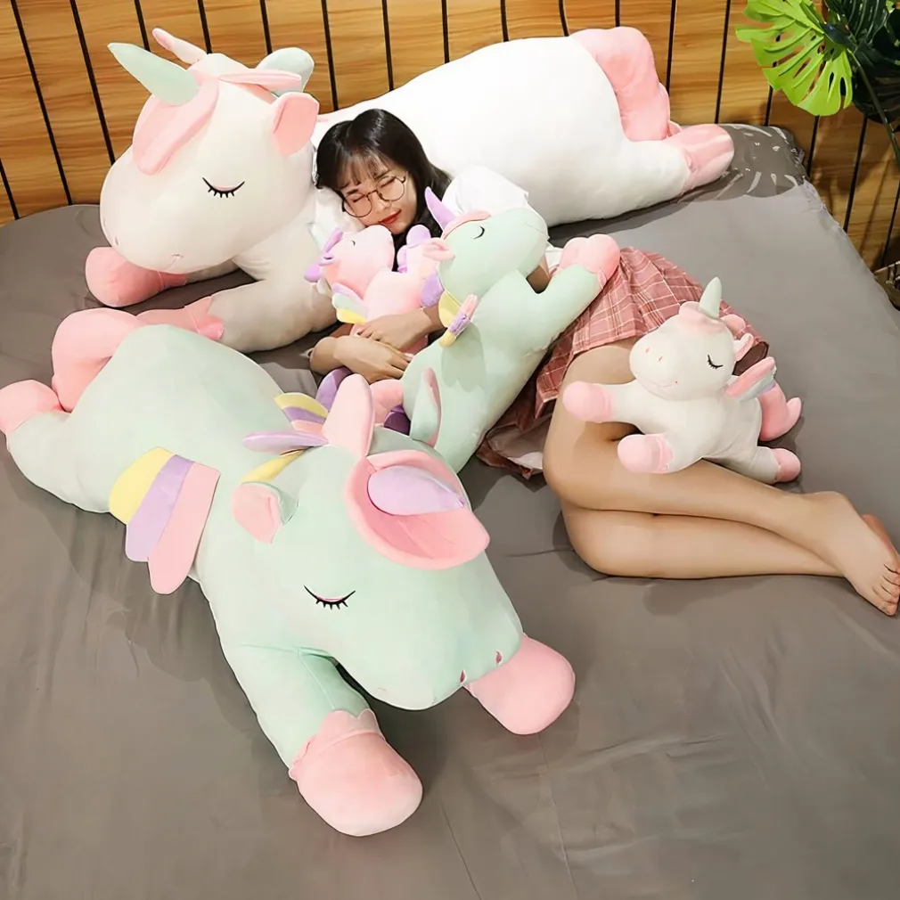 Coussin peluche licorne