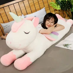 Coussin peluche licorne