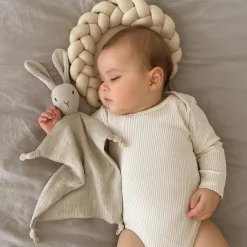 Doudou lapin en coton et mousseline pour bébé