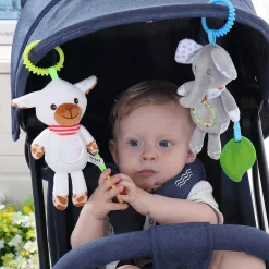 Peluche à suspendre pour bébé