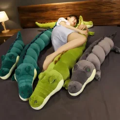 Peluche alligator gris géante