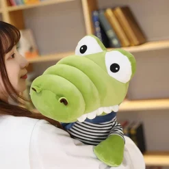 Peluche bébé crocodile verte