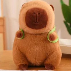 Peluche capybara avec sac à dos tortue