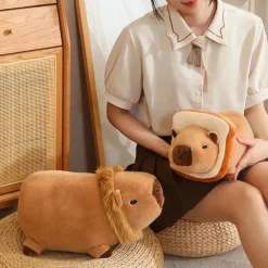 Peluche capybara déguisée style kawaii