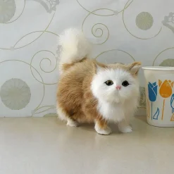 Peluche chat à longs poils