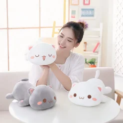 Peluche chat blanc kawaii endormi