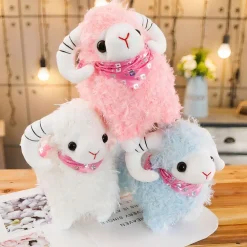 Peluche chèvre pour petite fille