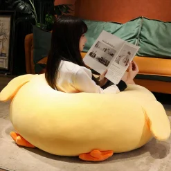 Peluche coussin jaune poussin