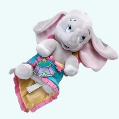 Peluche Dumbo dans sa couverture