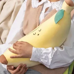 Peluche fruit en forme de banane