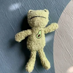 Peluche grenouille avec avocat