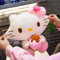 Peluche Hello Kitty avec une glace