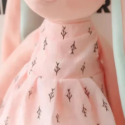 Peluche lapin de Pâques à robe