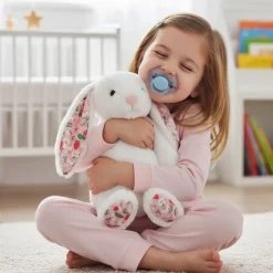 Peluche lapin mignon aux grandes oreilles