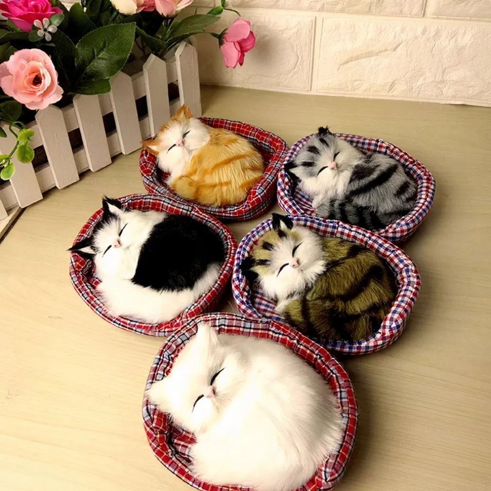 Peluche mini chat endormi