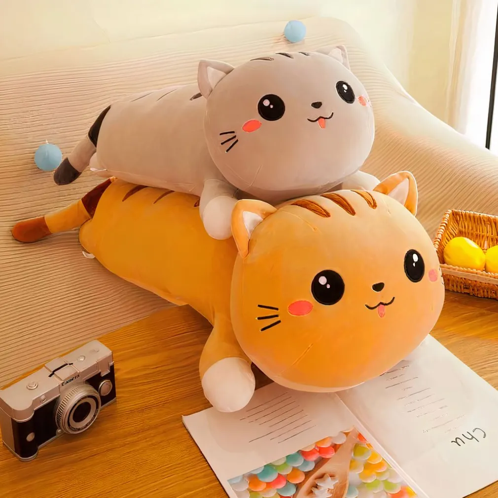 Peluche oreiller chat décoratif