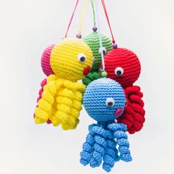 Peluche poulpe bleue douce tressée pour enfant