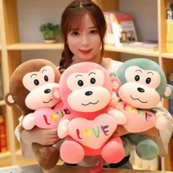 Peluche singe avec cœur