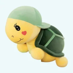 Peluche tortue verte à casquette