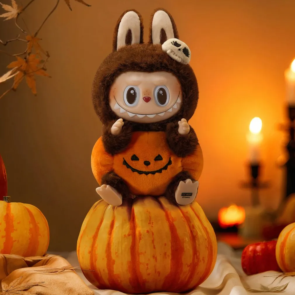 Peluche type Labubu citrouille
