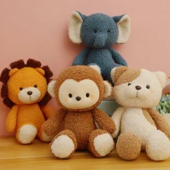 Petite peluche câline éléphant